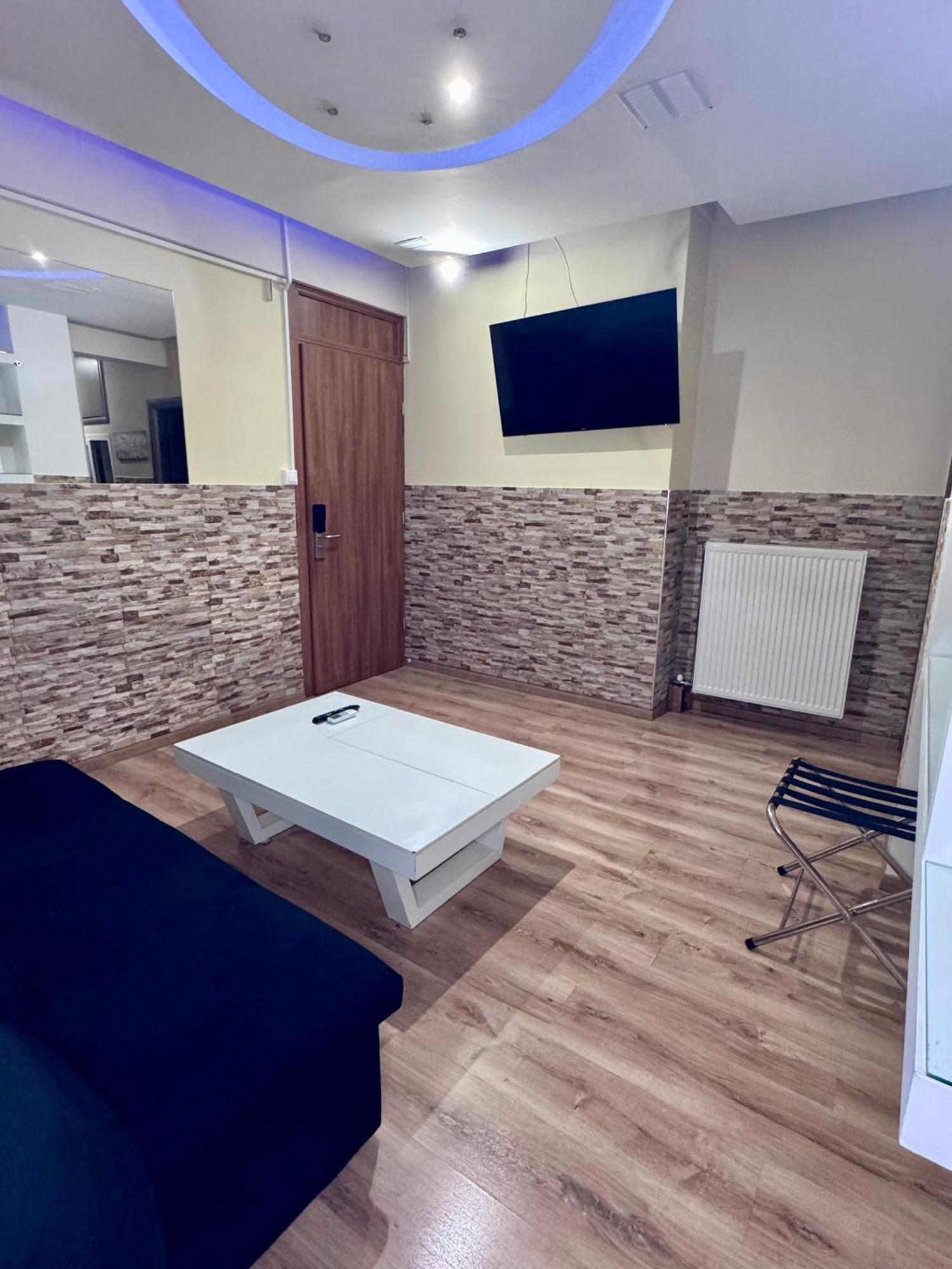 Apartament Luxury Living And *